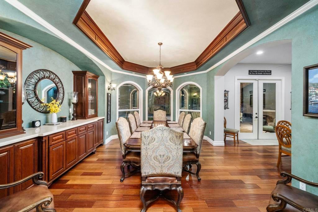 Escondido, California, 92025, United States, 5 Bedrooms Bedrooms, ,4 BathroomsBathrooms,Residential,Active,1969680