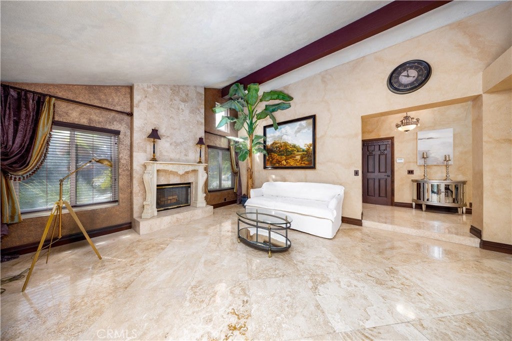 Pomona, California, 91766, United States, 5 Bedrooms Bedrooms, ,5 BathroomsBathrooms,Residential,Active,1989773