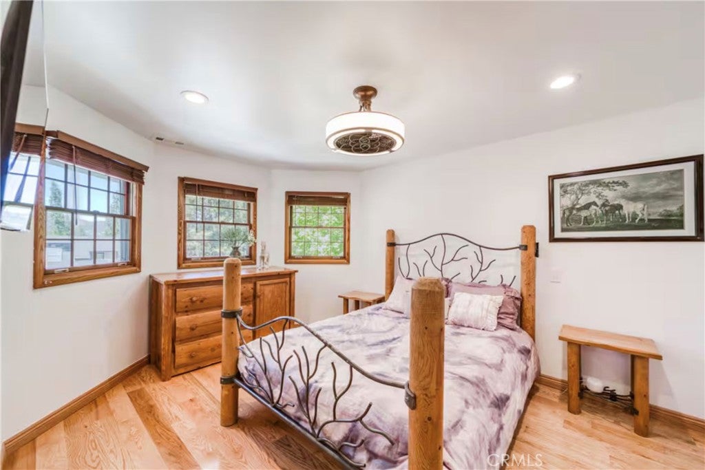 Big Bear Lake, California, 92315, United States, 4 Bedrooms Bedrooms, ,4 BathroomsBathrooms,Residential,Active,1999274