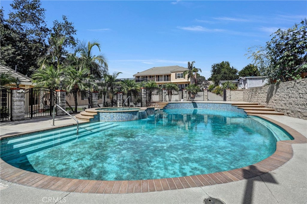 Arcadia, California, 91006, United States, 8 Bedrooms Bedrooms, ,10 BathroomsBathrooms,Residential,Active,1922498