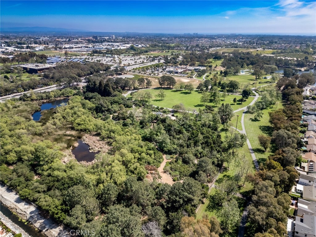 Huntington Beach, California, 92647, United States, 4 Bedrooms Bedrooms, ,3 BathroomsBathrooms,Residential,Active,2030516