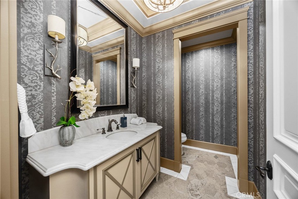 Arcadia, California, 91007, United States, 5 Bedrooms Bedrooms, ,6 BathroomsBathrooms,Residential,Active,1952997