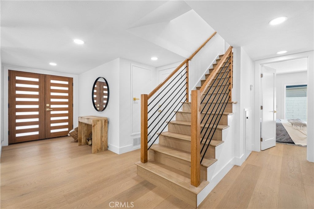 Huntington Beach, California, 92646, United States, 4 Bedrooms Bedrooms, ,5 BathroomsBathrooms,Residential,Active,1969639