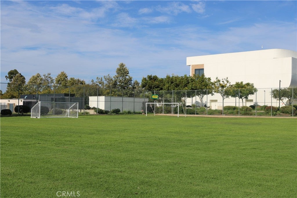 Costa Mesa, California, 92627, United States, 3 Bedrooms Bedrooms, ,2 BathroomsBathrooms,Residential,Active,1909898