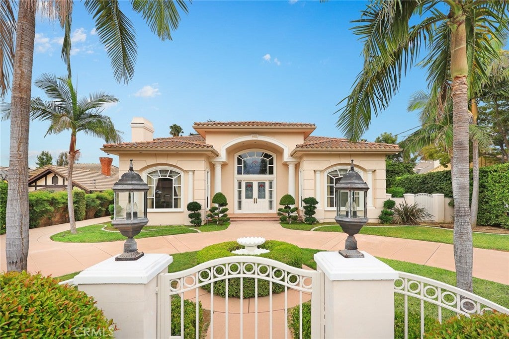 Arcadia, California, 91007, United States, 5 Bedrooms Bedrooms, ,6 BathroomsBathrooms,Residential,Active,1964469