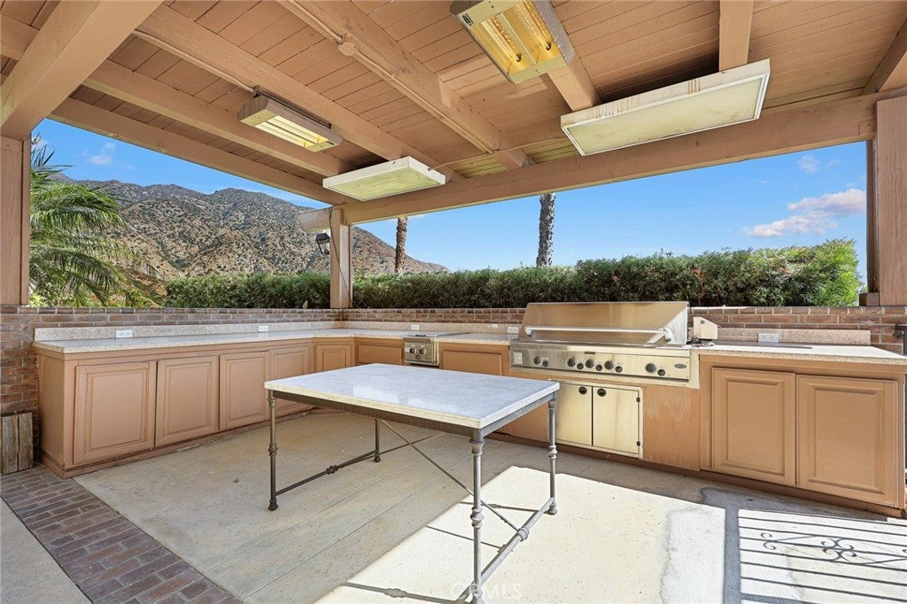 Arcadia, California, 91006, United States, 7 Bedrooms Bedrooms, ,8 BathroomsBathrooms,Residential,Active,1914824