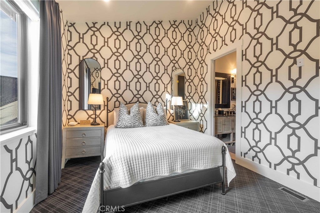 Big Bear City, California, 92314, United States, 5 Bedrooms Bedrooms, ,5 BathroomsBathrooms,Residential,Active,1702356