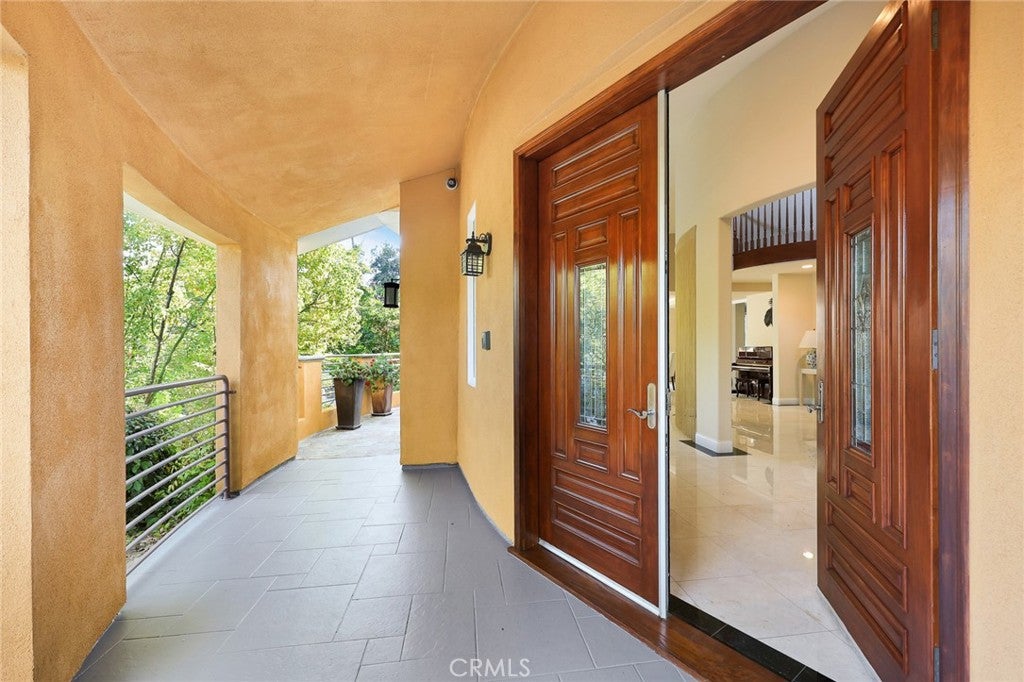 South Pasadena, California, 91030, United States, 4 Bedrooms Bedrooms, ,5 BathroomsBathrooms,Residential,Active,1968417
