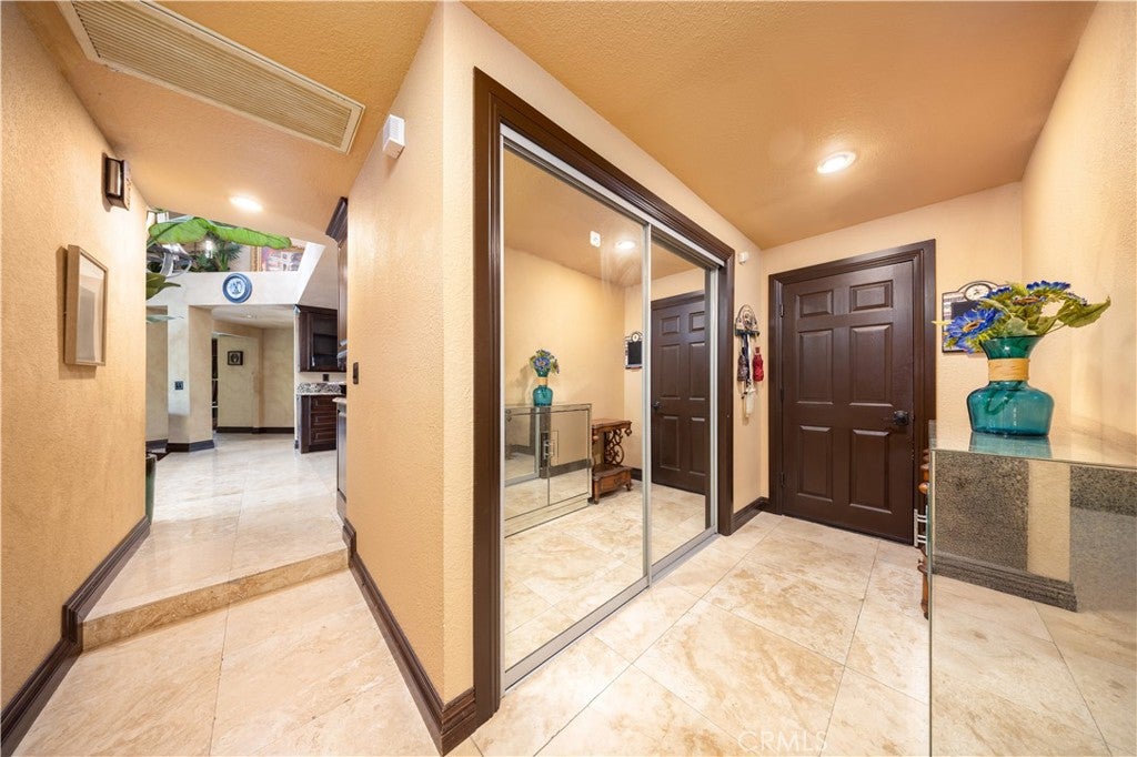 Pomona, California, 91766, United States, 5 Bedrooms Bedrooms, ,5 BathroomsBathrooms,Residential,Active,1989773