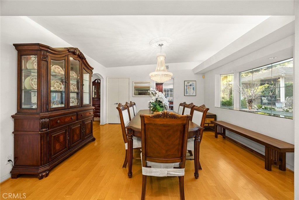 Bradbury, California, 91008, United States, 5 Bedrooms Bedrooms, ,5 BathroomsBathrooms,Residential,Active,1944055