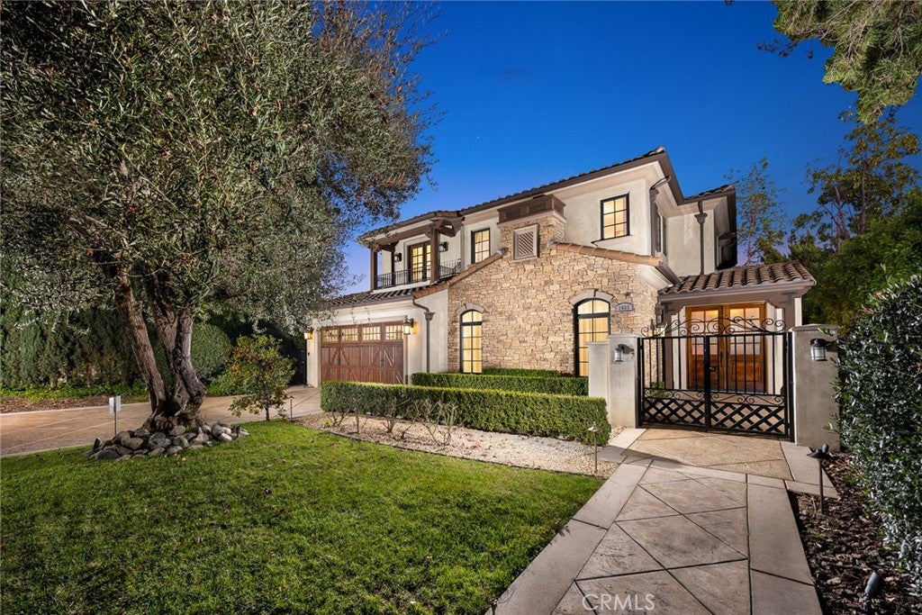 Arcadia, California, 91006, United States, 4 Bedrooms Bedrooms, ,5 BathroomsBathrooms,Residential,Active,2010529