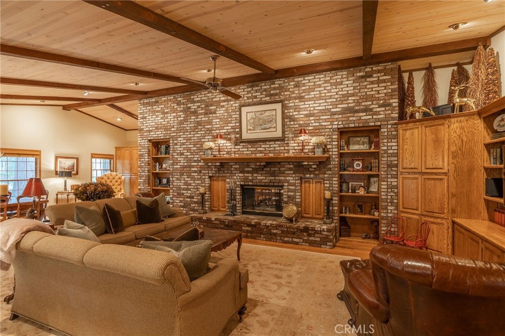 Big Bear Lake, California, 92315, United States, 4 Bedrooms Bedrooms, ,4 BathroomsBathrooms,Residential,Active,1914598