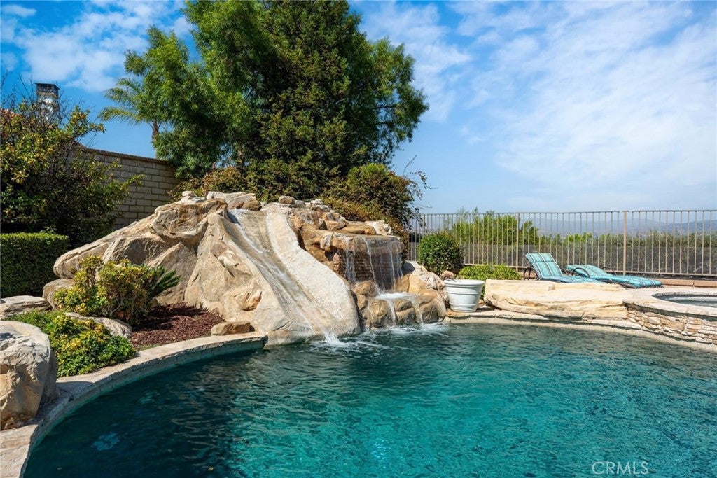 Valencia, California, 91381, United States, 6 Bedrooms Bedrooms, ,11 BathroomsBathrooms,Residential,Active,1959978