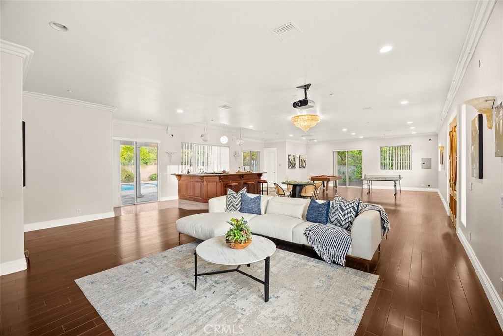 Arcadia, California, 91006, United States, 6 Bedrooms Bedrooms, ,6 BathroomsBathrooms,Residential,Active,1960150