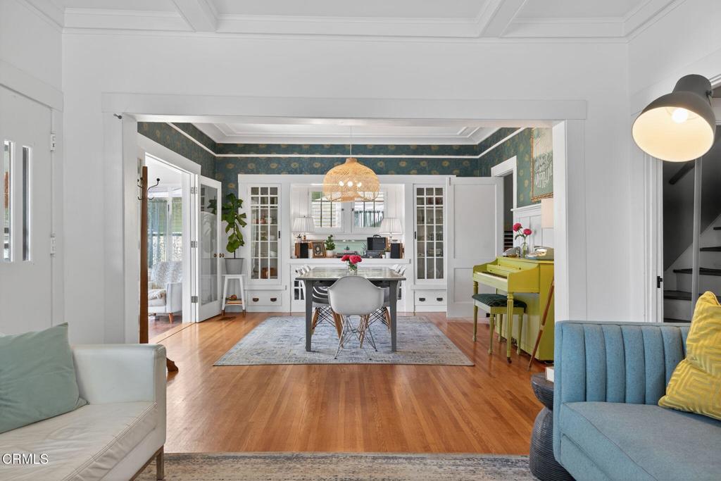 Oxnard, California, 93030, United States, 5 Bedrooms Bedrooms, ,2 BathroomsBathrooms,Residential,Active,1985561