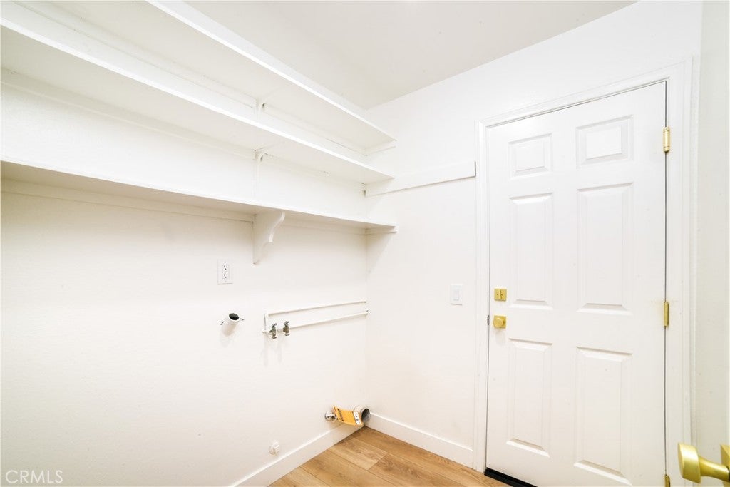 La Verne, California, 91750, United States, 3 Bedrooms Bedrooms, ,2 BathroomsBathrooms,Residential,Active,1998586