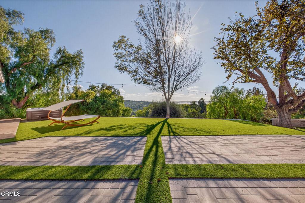 Camarillo, California, 93010, United States, 4 Bedrooms Bedrooms, ,5 BathroomsBathrooms,Residential,Active,1944013