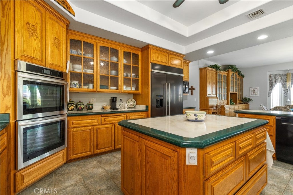 Paso Robles, California, 93446, United States, 7 Bedrooms Bedrooms, ,6 BathroomsBathrooms,Residential,Active,1919055