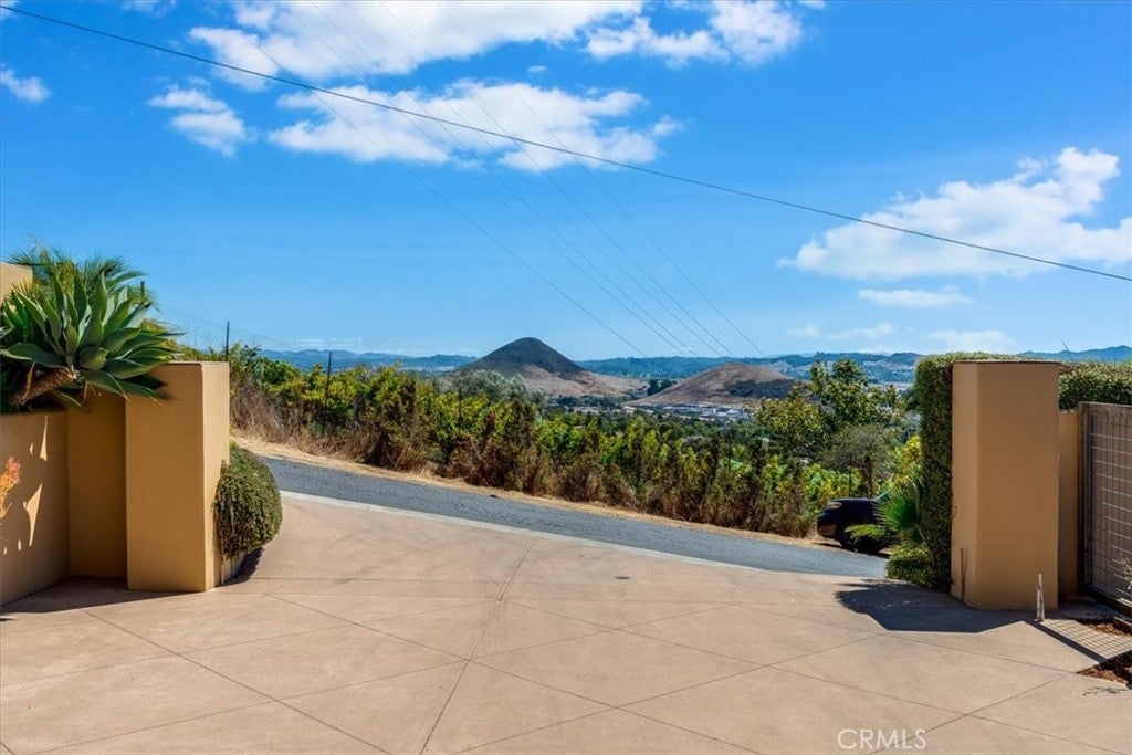 San Luis Obispo, California, 93401, United States, 5 Bedrooms Bedrooms, ,5 BathroomsBathrooms,Residential,Active,1943782