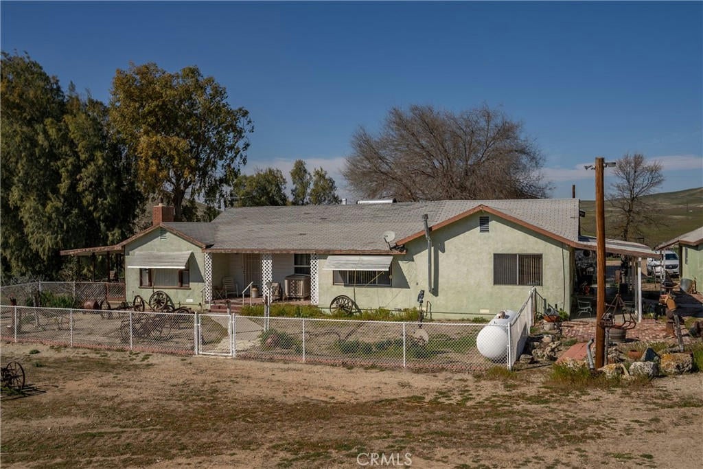 Shandon, California, 93461, United States, ,2 BathroomsBathrooms,Residential,Active,1769482