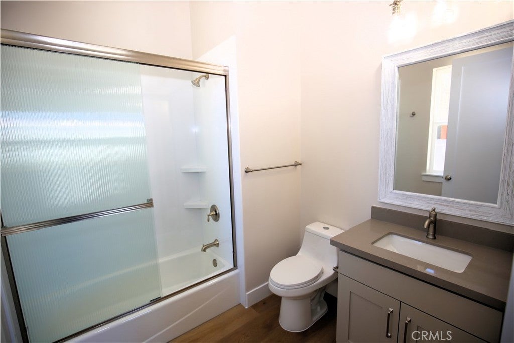 Paso Robles, California, 93446, United States, 4 Bedrooms Bedrooms, ,4 BathroomsBathrooms,Residential,Active,1808249