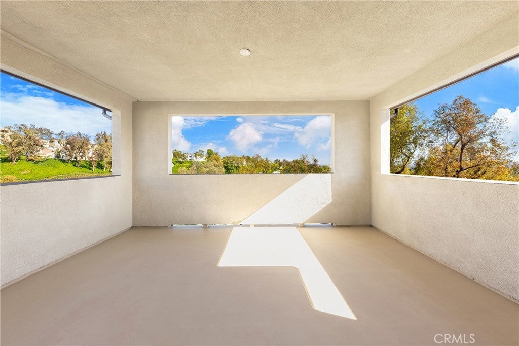 Lake Forest, California, 92630, United States, 5 Bedrooms Bedrooms, ,6 BathroomsBathrooms,Residential,Active,1801044
