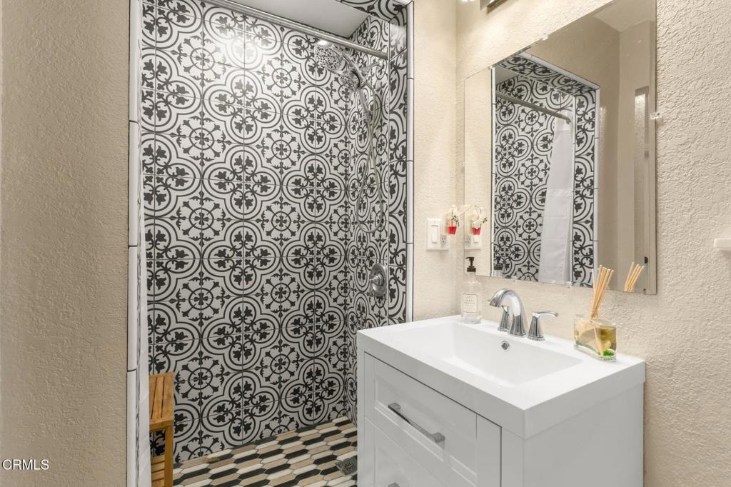 Oxnard, California, 93035, United States, 3 Bedrooms Bedrooms, ,3 BathroomsBathrooms,Residential,Active,2012910