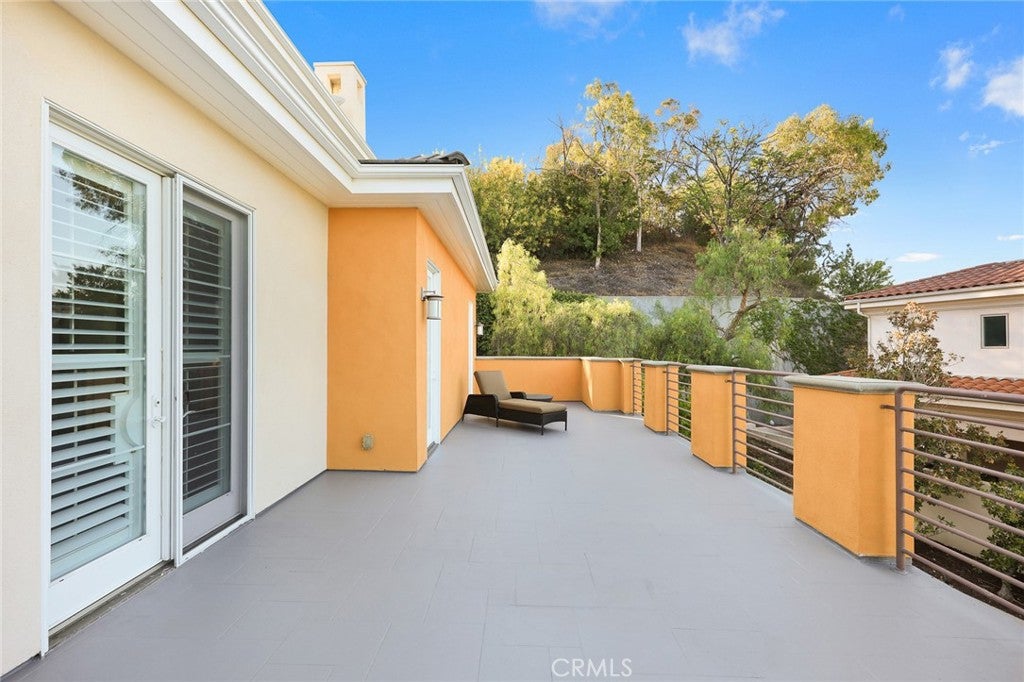 South Pasadena, California, 91030, United States, 4 Bedrooms Bedrooms, ,5 BathroomsBathrooms,Residential,Active,1905130