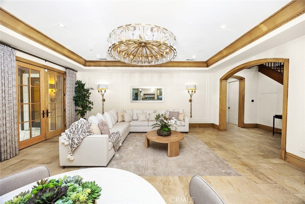 Arcadia, California, 91007, United States, 4 Bedrooms Bedrooms, ,5 BathroomsBathrooms,Residential,Active,1968391