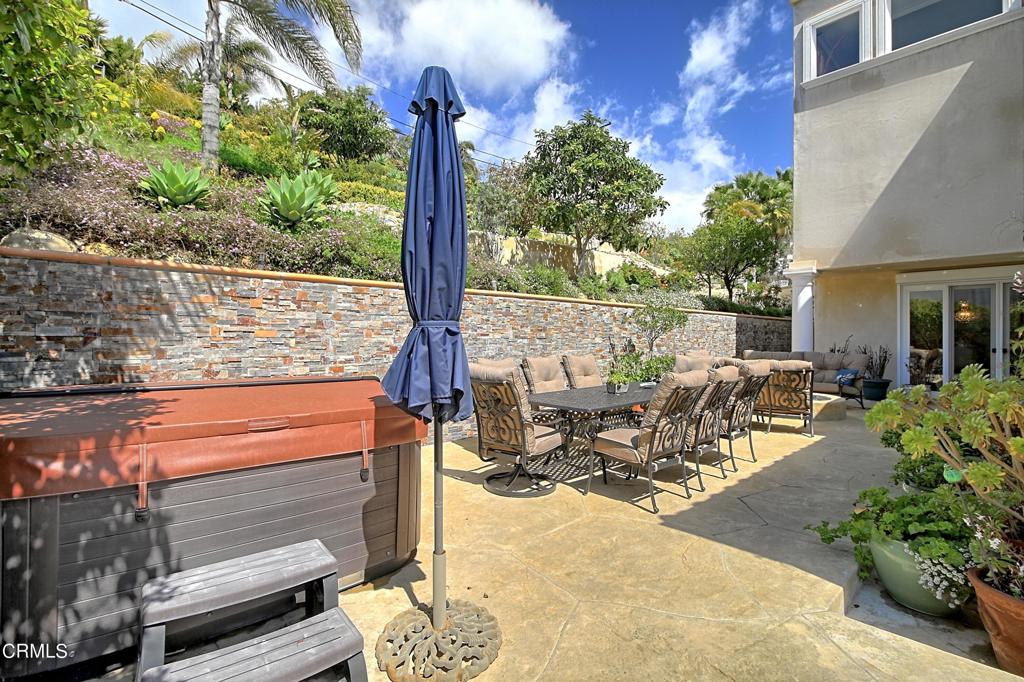 Ventura, California, 93003, United States, 4 Bedrooms Bedrooms, ,5 BathroomsBathrooms,Residential,Active,1944269