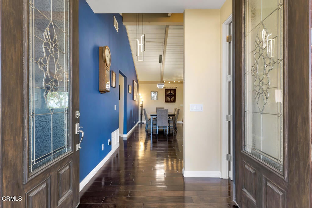 Camarillo, California, 93010, United States, 4 Bedrooms Bedrooms, ,6 BathroomsBathrooms,Residential,Active,1987228