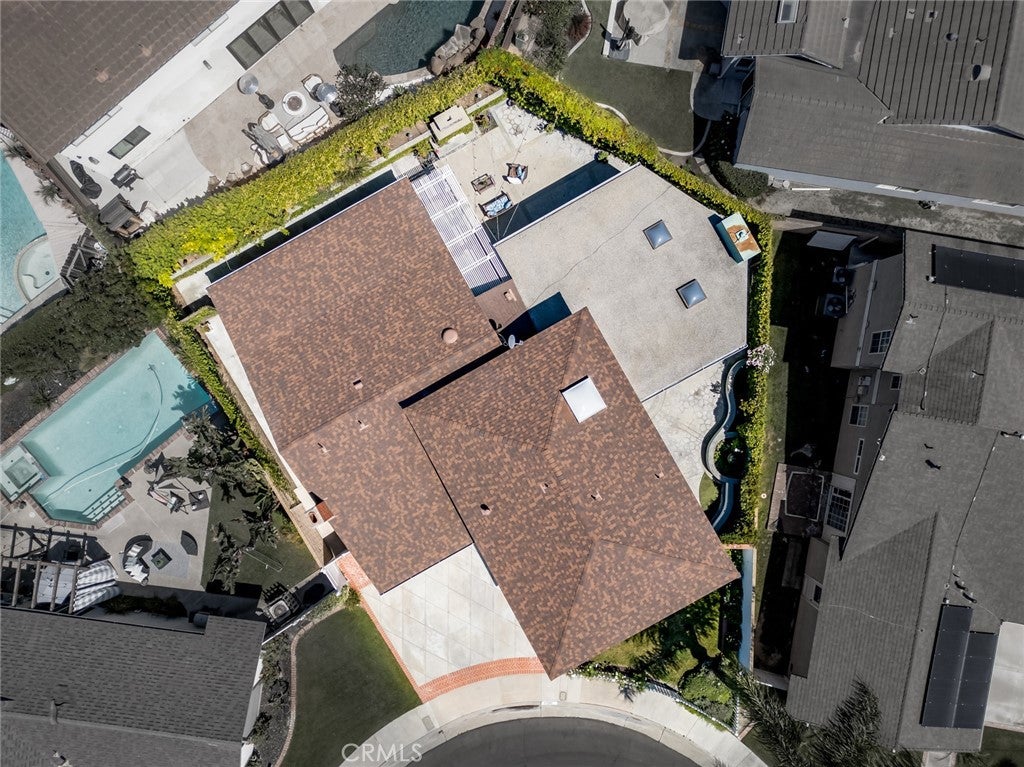 Huntington Beach, California, 92647, United States, 4 Bedrooms Bedrooms, ,3 BathroomsBathrooms,Residential,Active,2037145