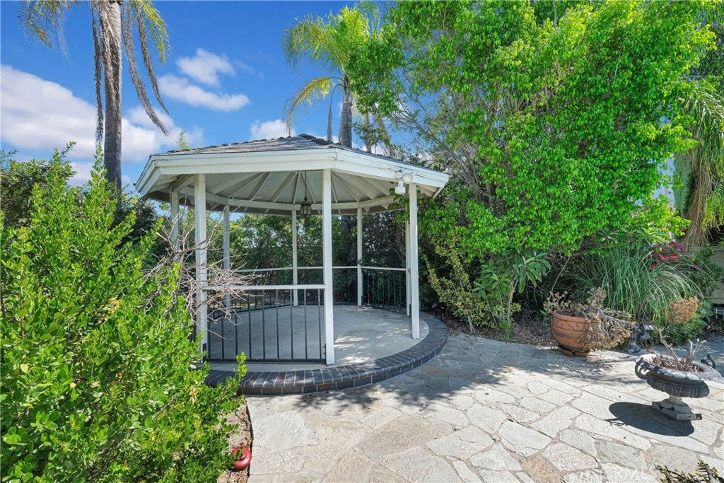 Walnut, California, 91789, United States, 5 Bedrooms Bedrooms, ,5 BathroomsBathrooms,Residential,Active,1952624