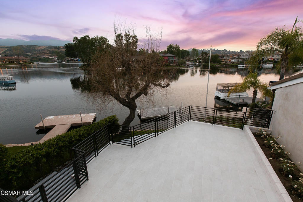 Westlake Village, California, 91361, United States, 3 Bedrooms Bedrooms, ,3 BathroomsBathrooms,Residential,Active,2031761