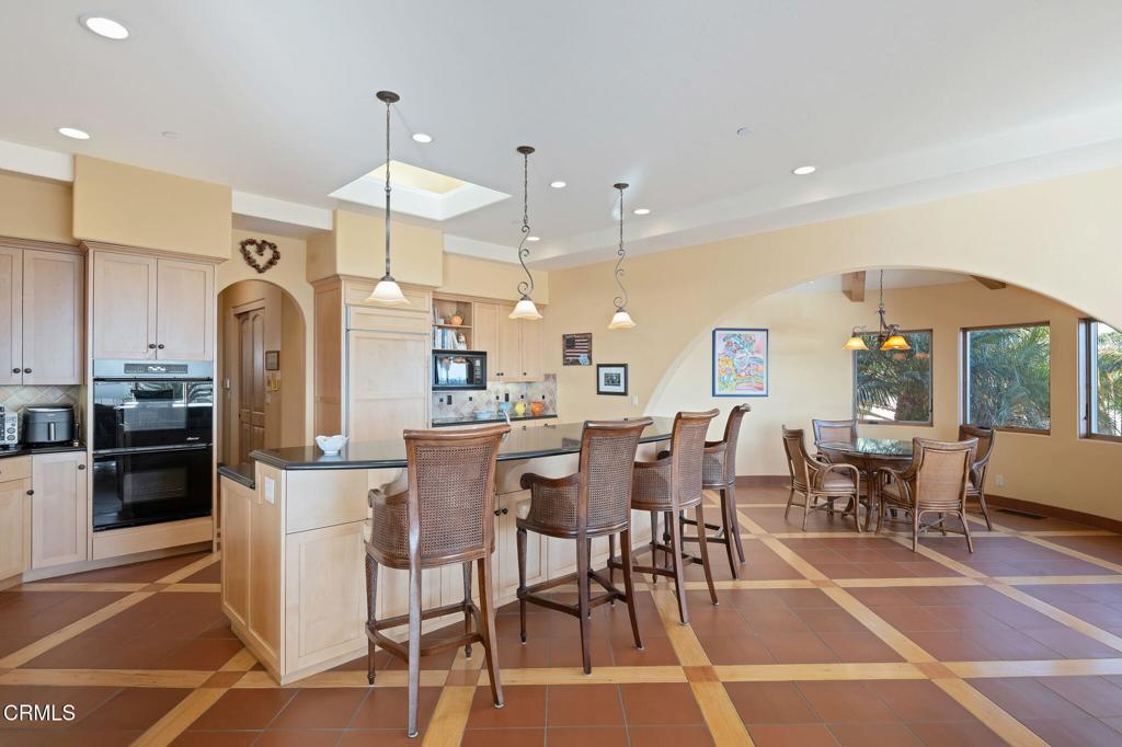 Ventura, California, 93001, United States, 3 Bedrooms Bedrooms, ,4 BathroomsBathrooms,Residential,Active,1748186