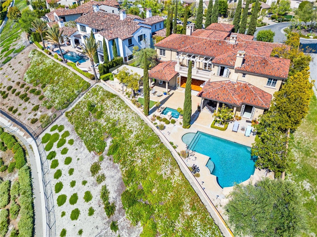 Ladera Ranch, California, 92694, United States, 5 Bedrooms Bedrooms, ,6 BathroomsBathrooms,Residential,Active,1798097