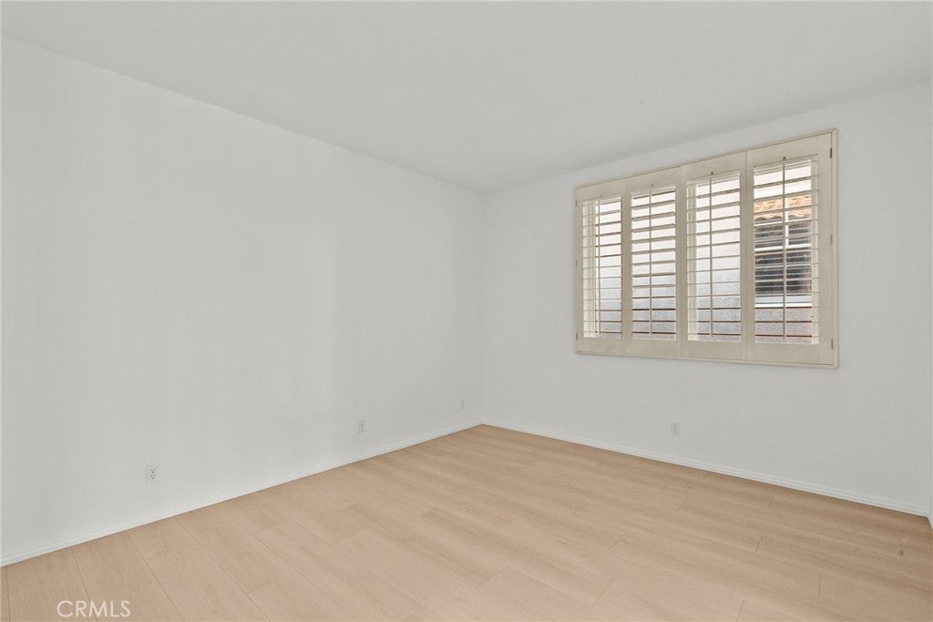 Canoga Park, California, 91304, United States, 5 Bedrooms Bedrooms, ,5 BathroomsBathrooms,Residential,Active,2006939