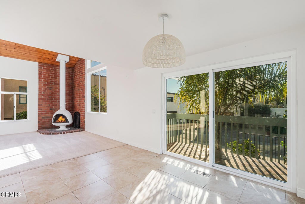 Oxnard, California, 93035, United States, 4 Bedrooms Bedrooms, ,2 BathroomsBathrooms,Residential,Active,2008928