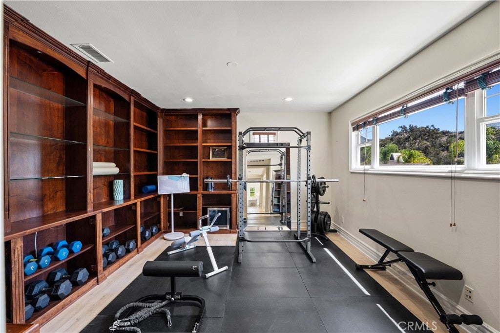 Canyon Country, California, 91387, United States, 4 Bedrooms Bedrooms, ,5 BathroomsBathrooms,Residential,Active,1953690