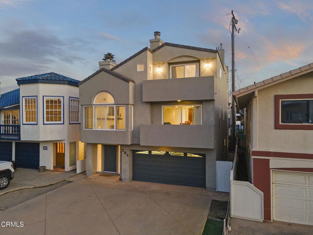 Oxnard, California, 93035, United States, 4 Bedrooms Bedrooms, ,3 BathroomsBathrooms,Residential,Active,2031789