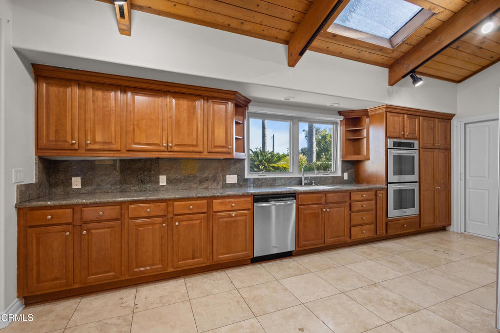 Camarillo, California, 93010, United States, 4 Bedrooms Bedrooms, ,4 BathroomsBathrooms,Residential,Active,1853635