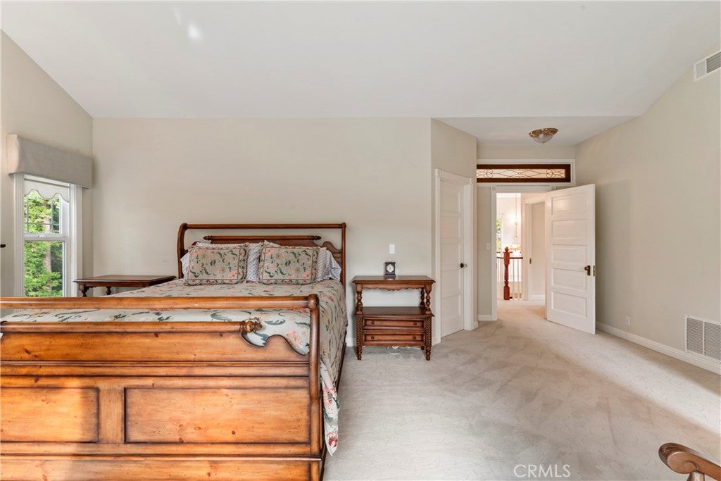 Lake Arrowhead, California, 92352, United States, 4 Bedrooms Bedrooms, ,4 BathroomsBathrooms,Residential,Active,2007295