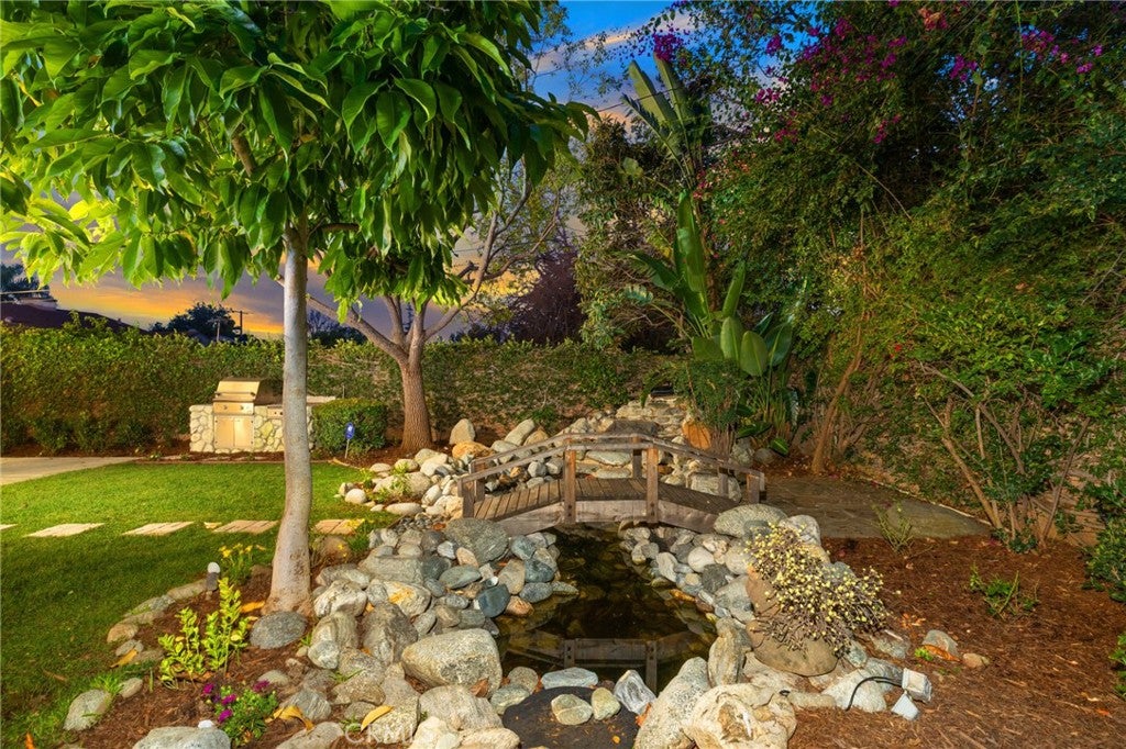 Arcadia, California, 91007, United States, 5 Bedrooms Bedrooms, ,6 BathroomsBathrooms,Residential,Active,2015474