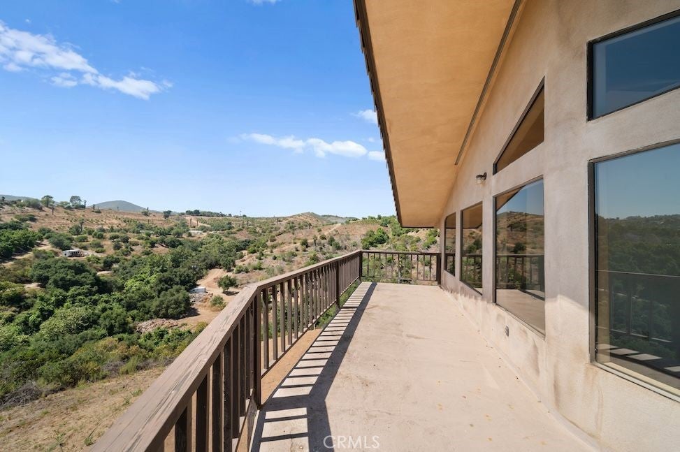 Fallbrook, California, 92028, United States, 3 Bedrooms Bedrooms, ,2 BathroomsBathrooms,Residential,Active,1820329