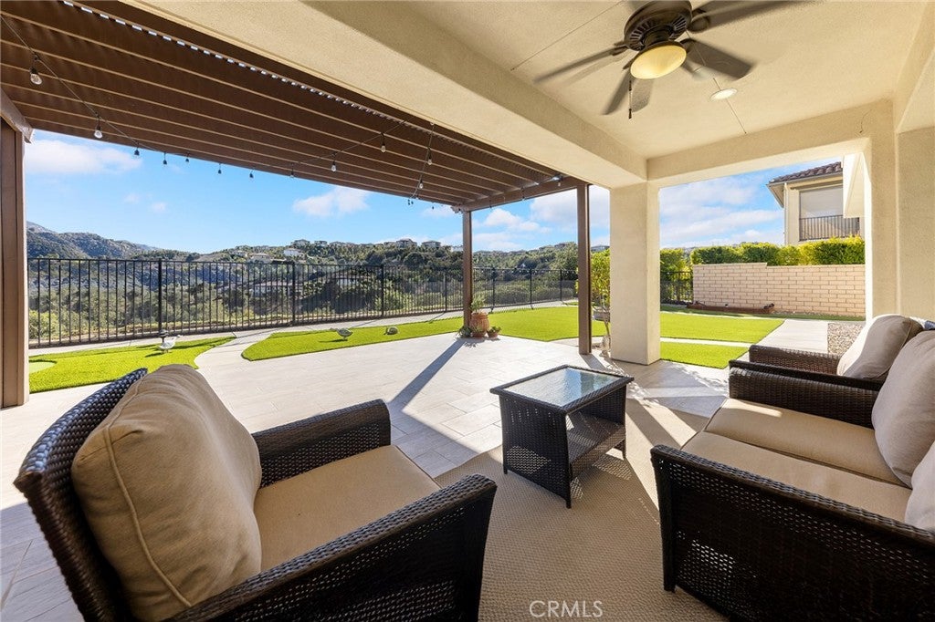 Chino Hills, California, 91709, United States, 5 Bedrooms Bedrooms, ,6 BathroomsBathrooms,Residential,Active,1986885