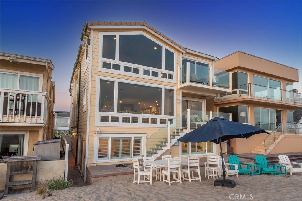 Oxnard, California, 93035, United States, ,4 BathroomsBathrooms,Residential,Active,1839447