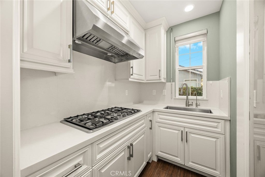 Arcadia, California, 91007, United States, 5 Bedrooms Bedrooms, ,6 BathroomsBathrooms,Residential,Active,1941105