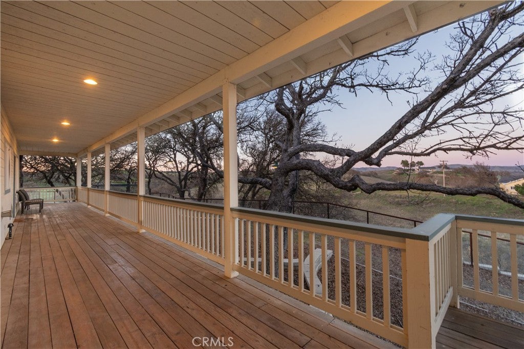 Paso Robles, California, 93446, United States, 5 Bedrooms Bedrooms, ,6 BathroomsBathrooms,Residential,Active,1821961