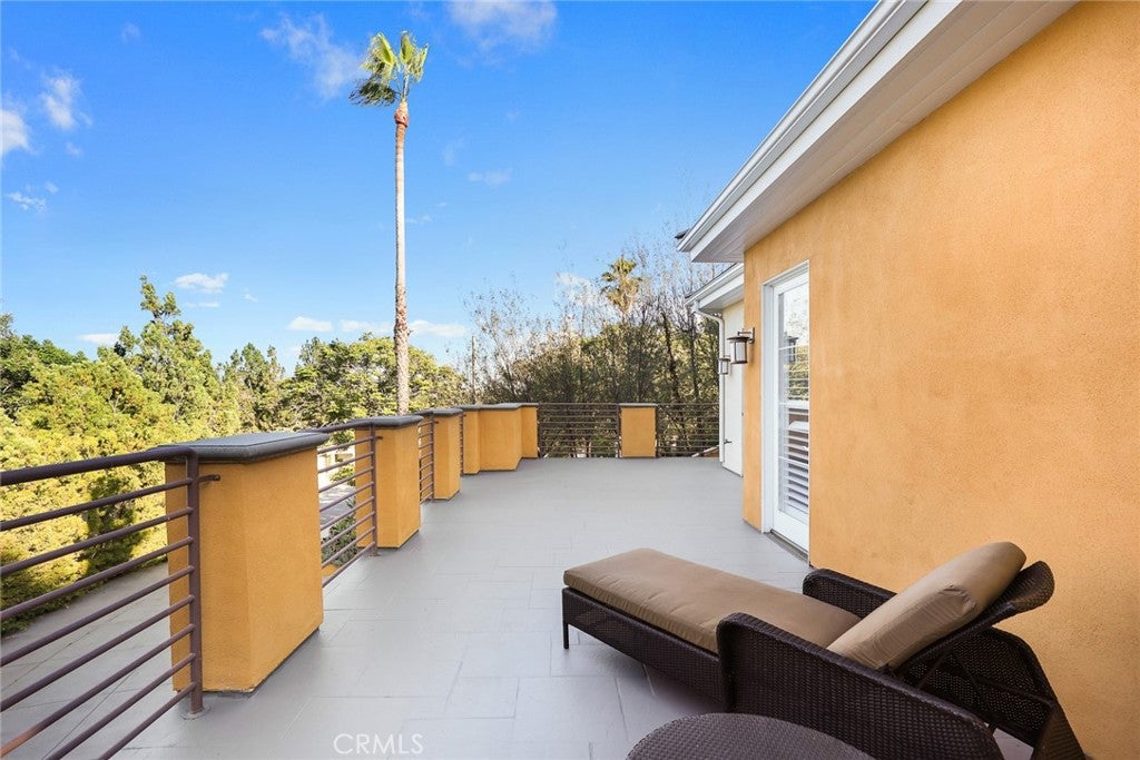 South Pasadena, California, 91030, United States, 4 Bedrooms Bedrooms, ,5 BathroomsBathrooms,Residential,Active,1905130