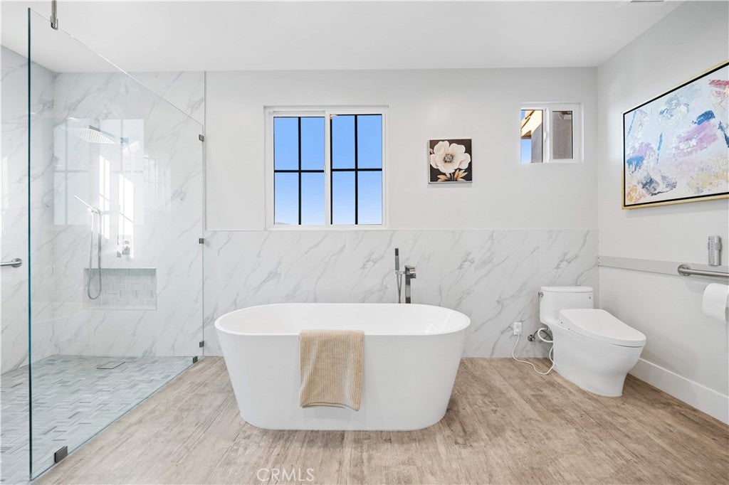 Walnut, California, 91789, United States, 5 Bedrooms Bedrooms, ,7 BathroomsBathrooms,Residential,Active,1903230